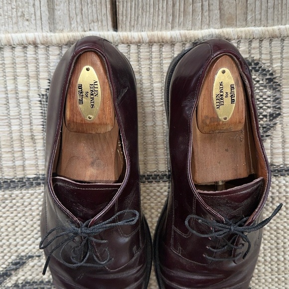 Allen Edmunds Burgundy Men’s Leather Dress Shoes- pics are accurate 10.5